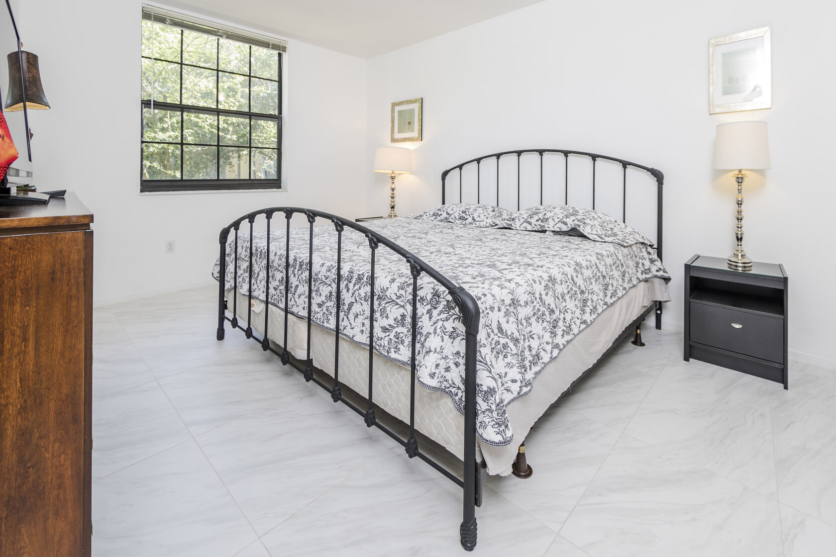 Bed 1