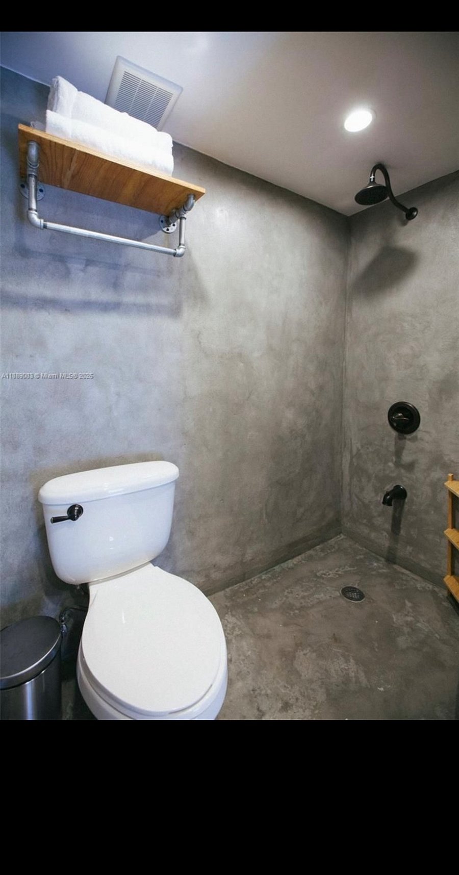Photo 5