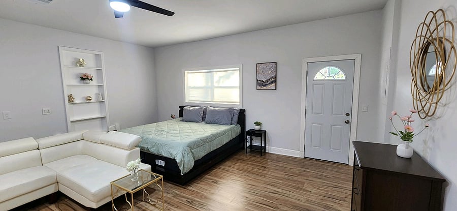Photo 6