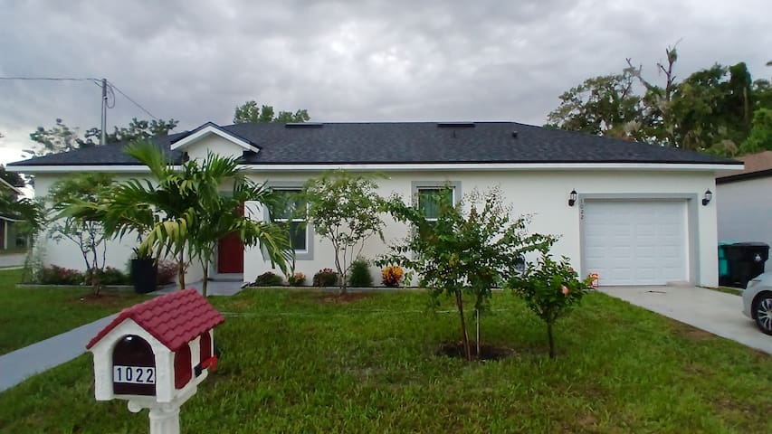 Main Photo
