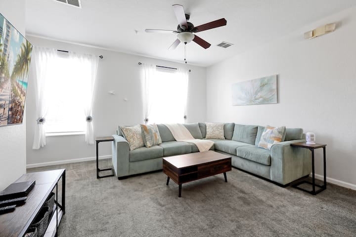 Main Photo