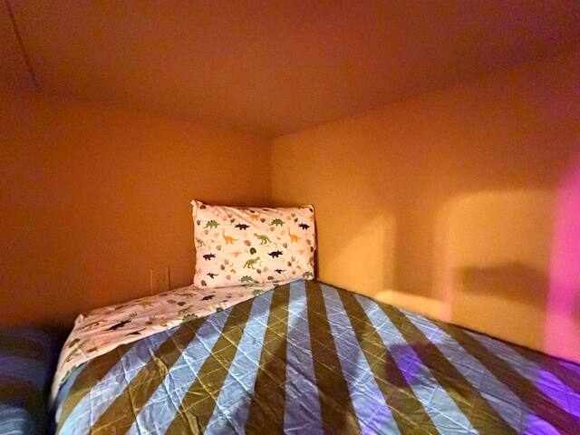 Photo 28