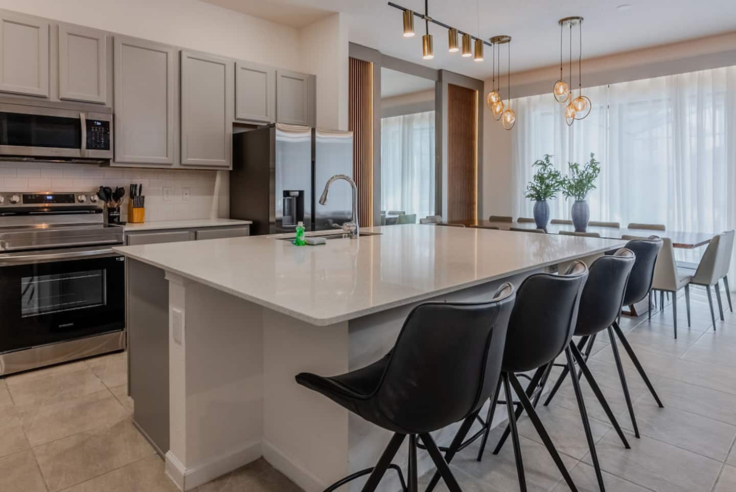 Photo 33