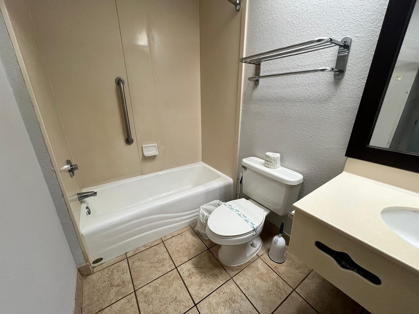 Photo 16