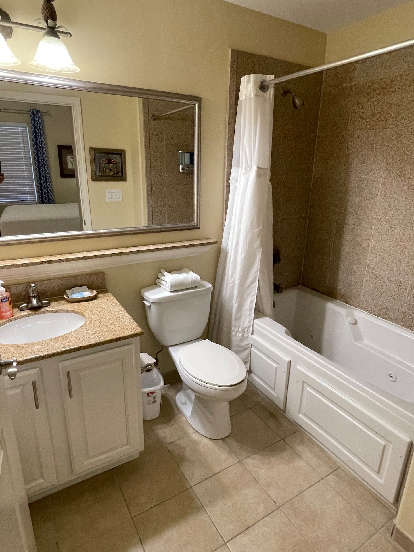 Photo 19