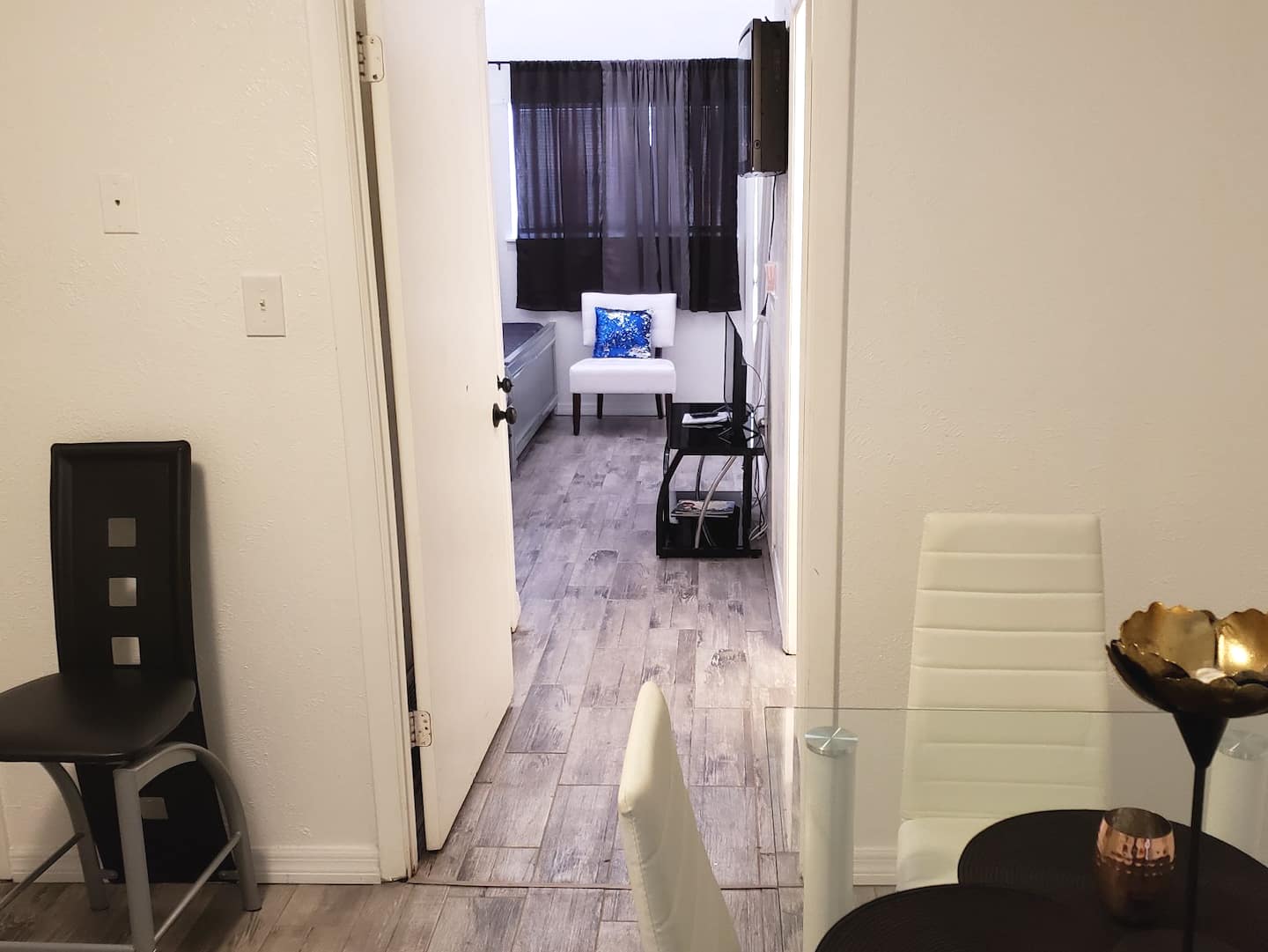 Photo 8