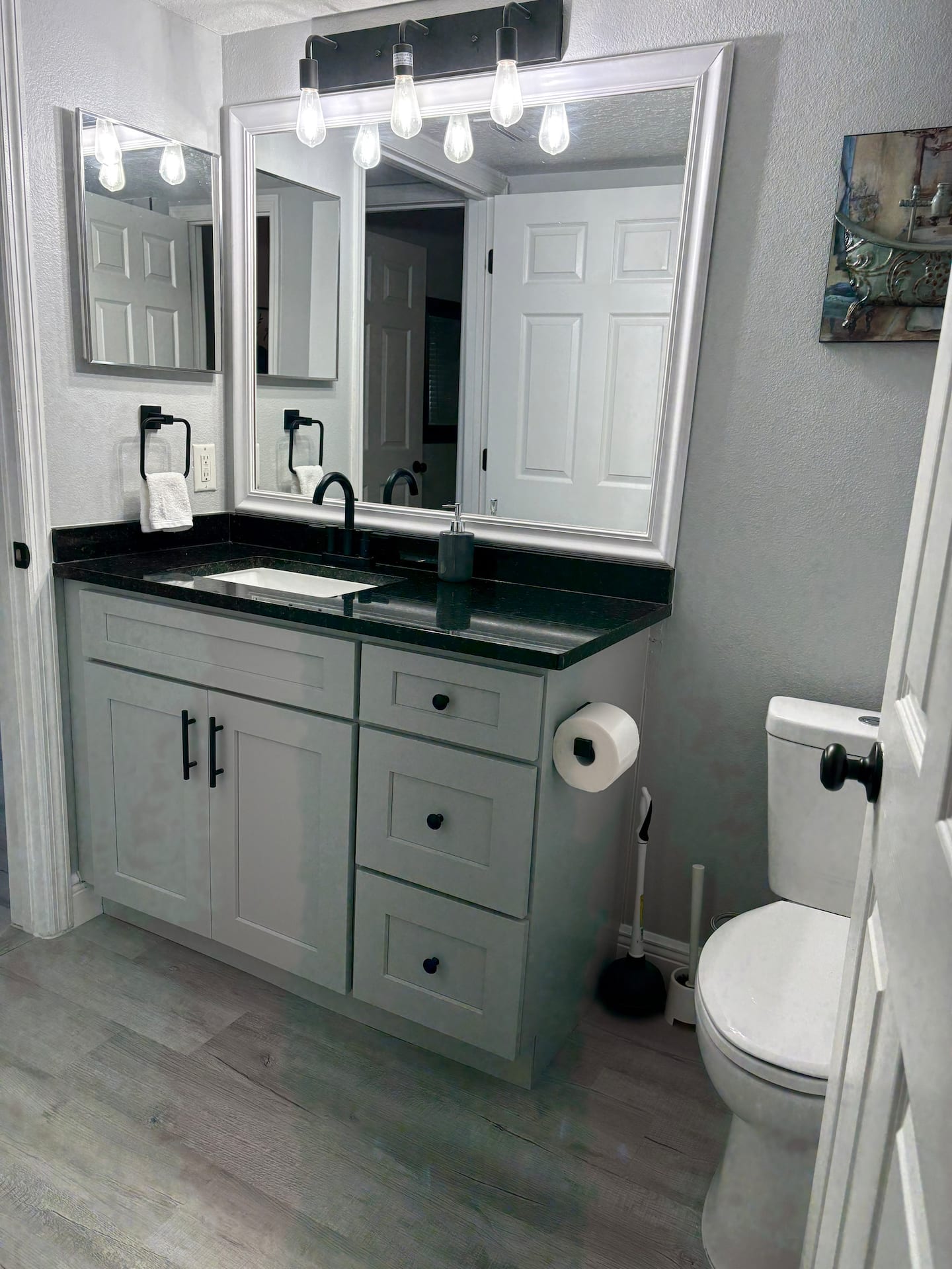 Photo 12