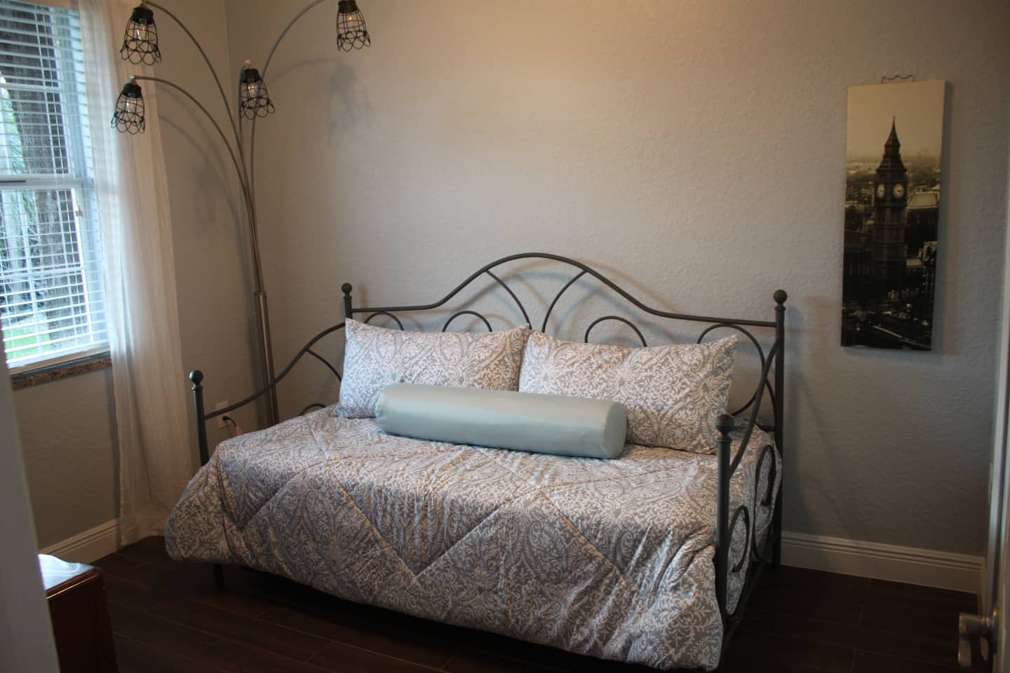 Photo 10