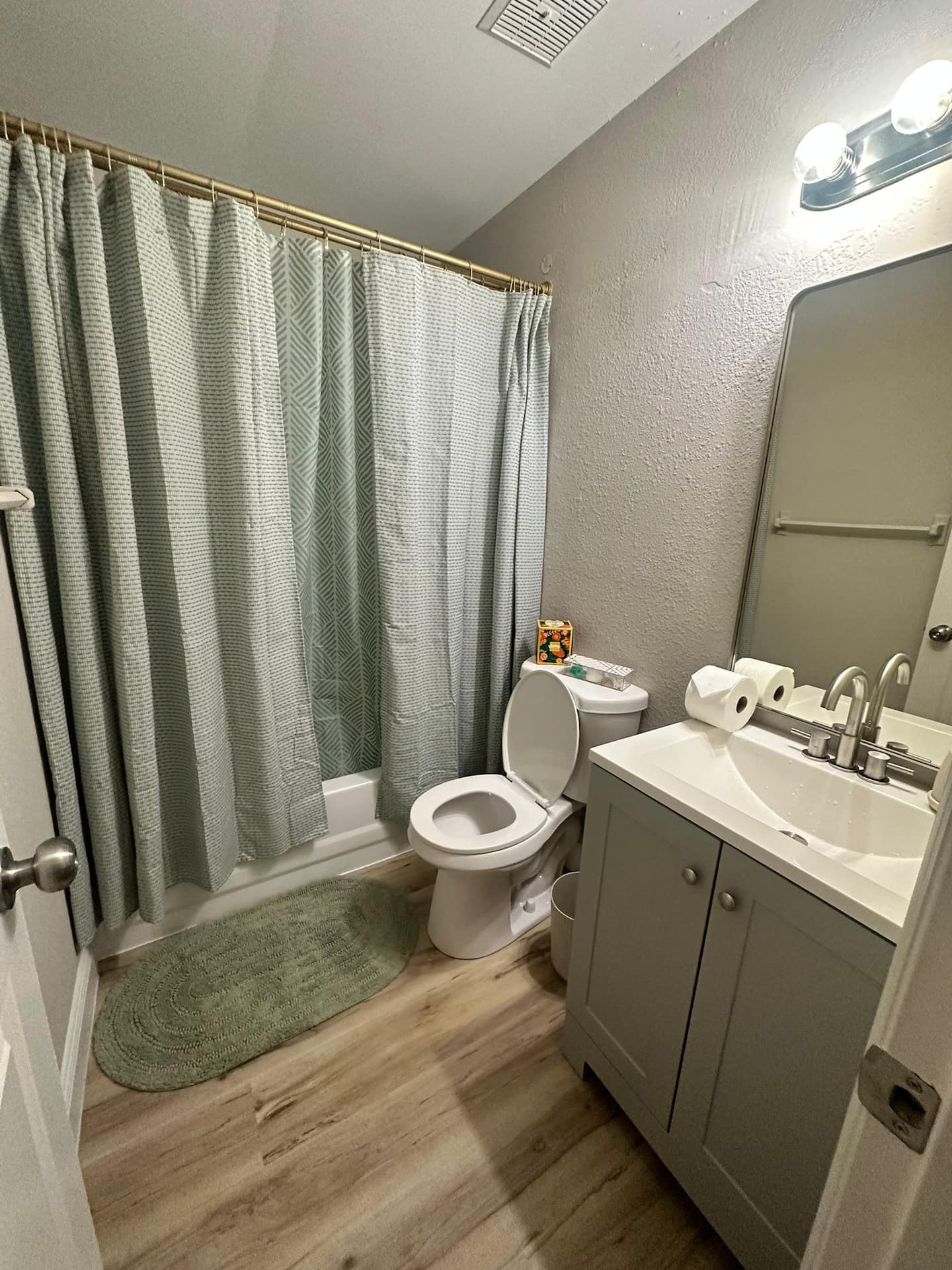 Photo 9