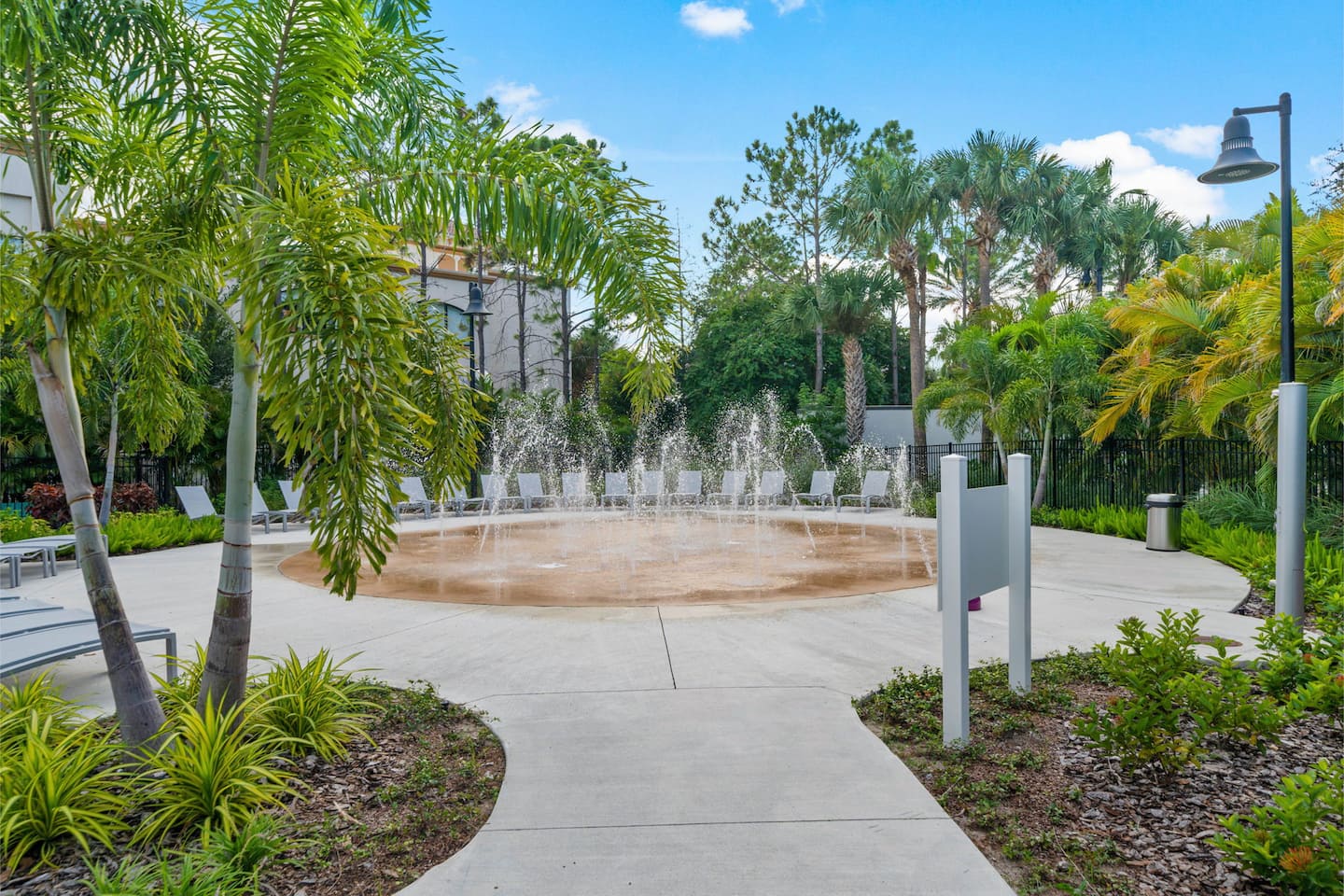 Photo 76