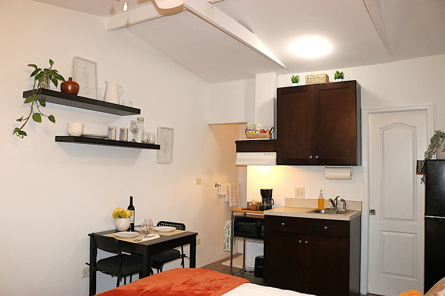 Photo 8