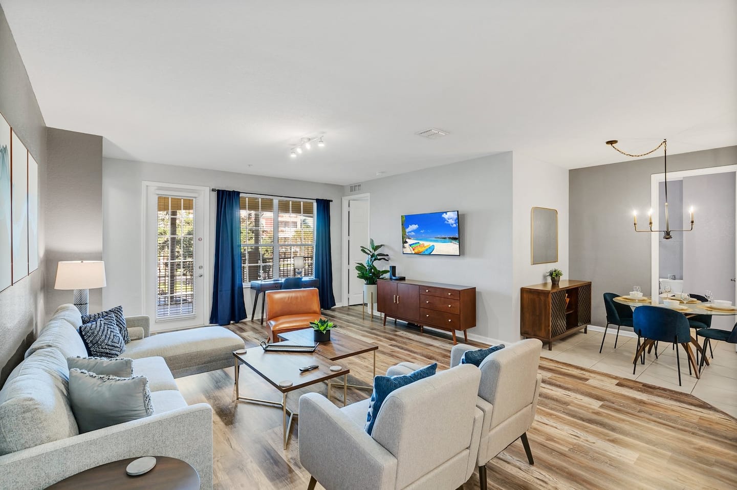Main Photo