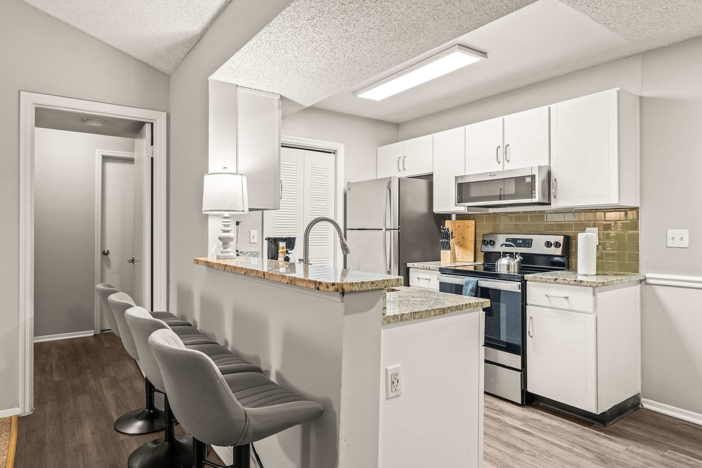 Photo 11