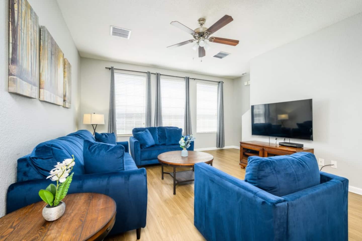 Main Photo