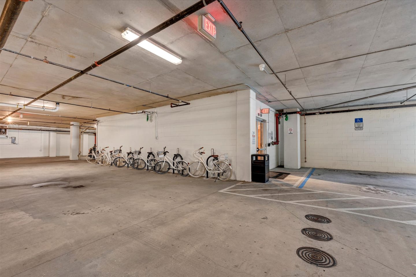 Photo 30