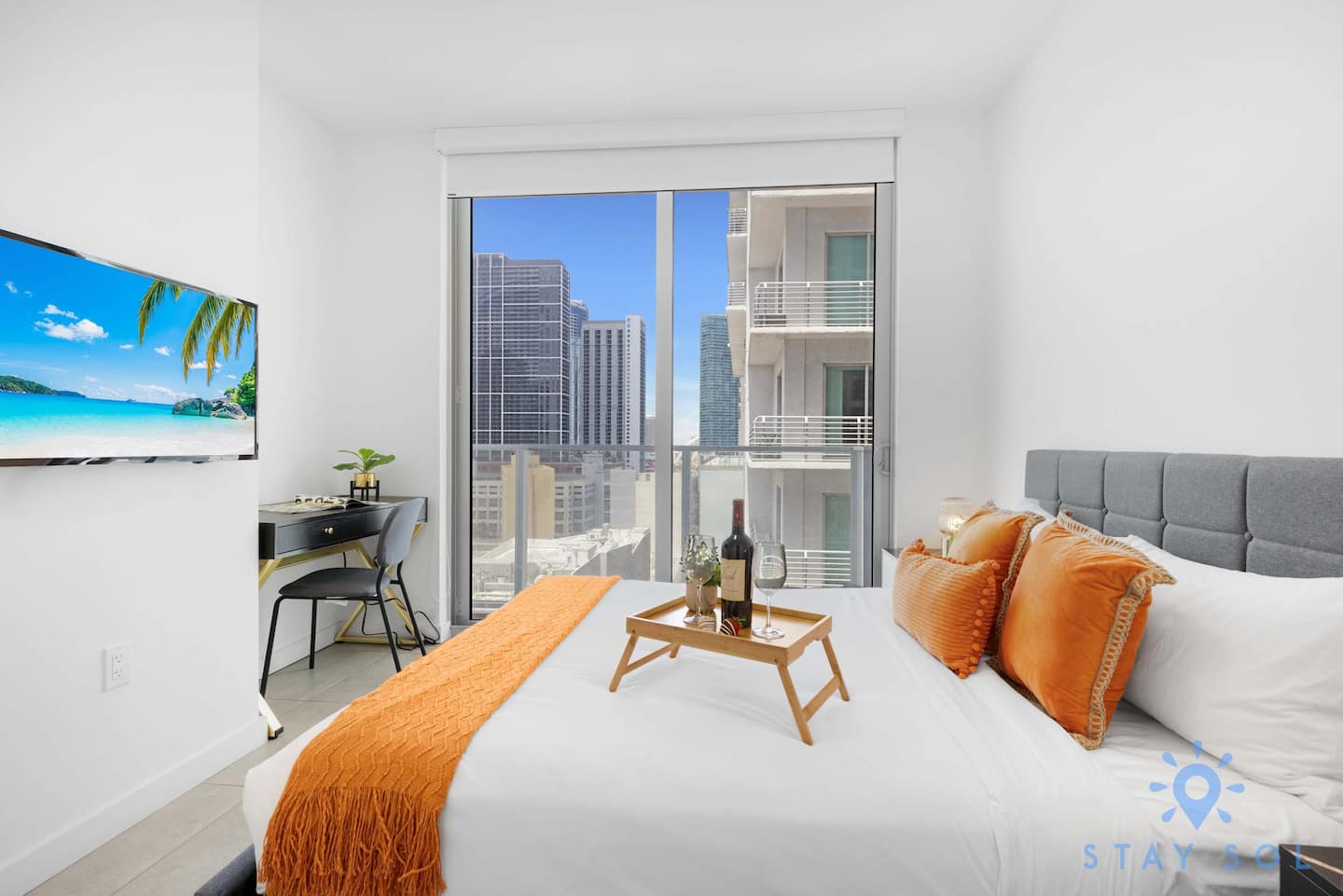 Photo 10