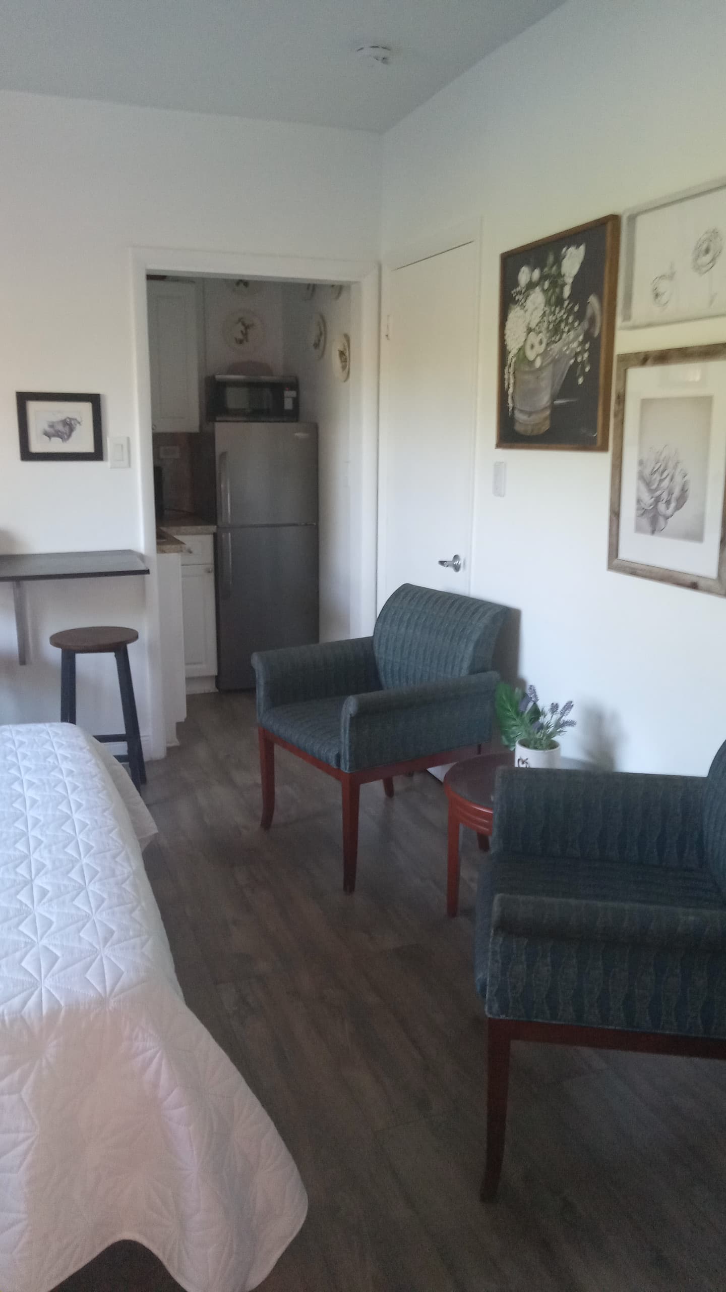 Photo 8