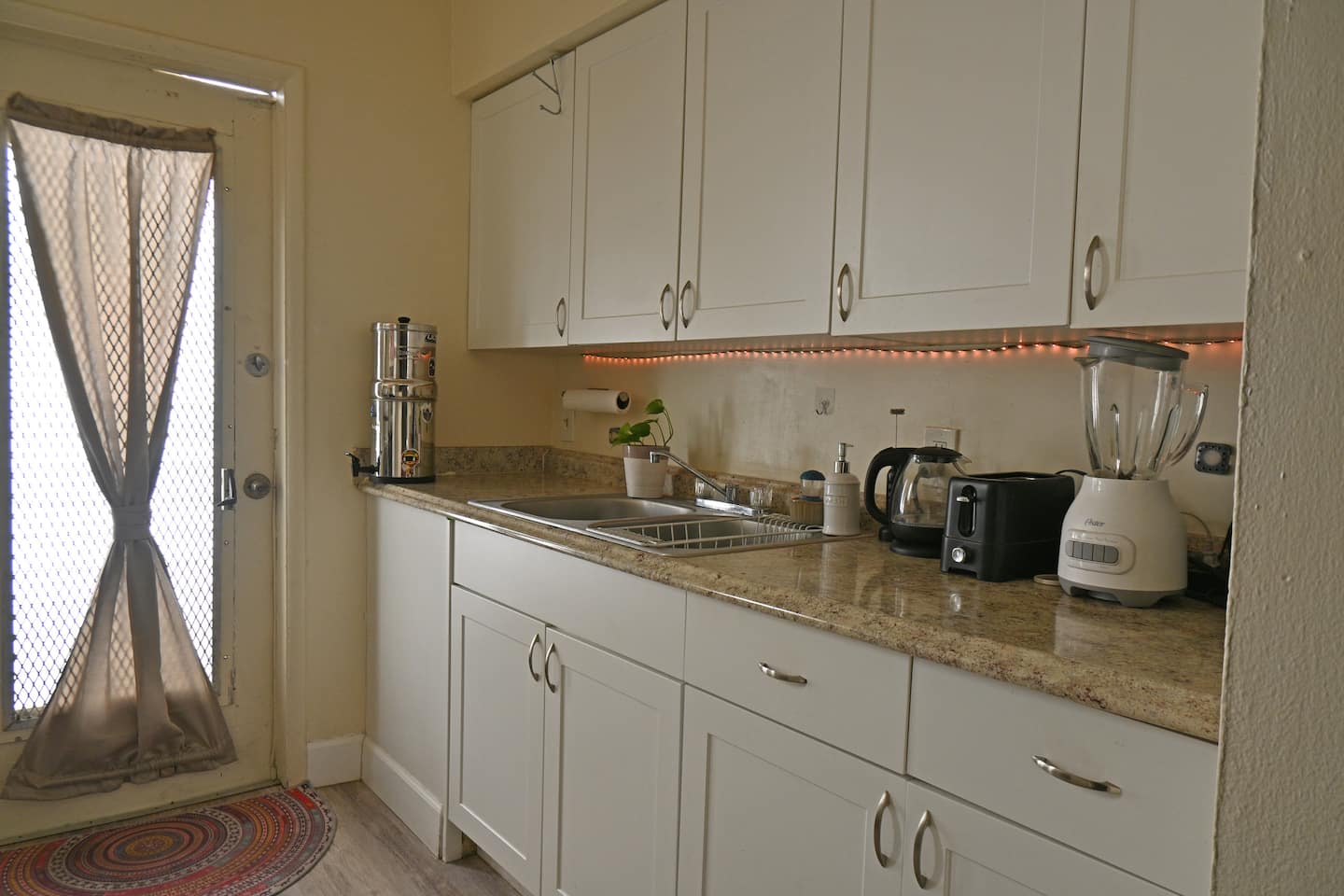 Photo 4