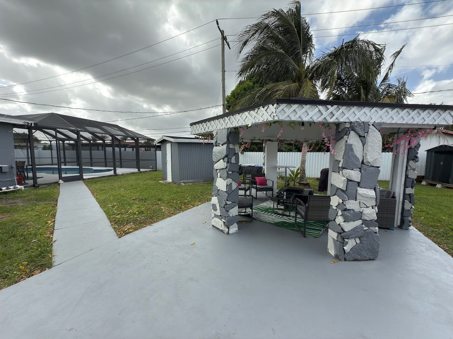 Photo 18