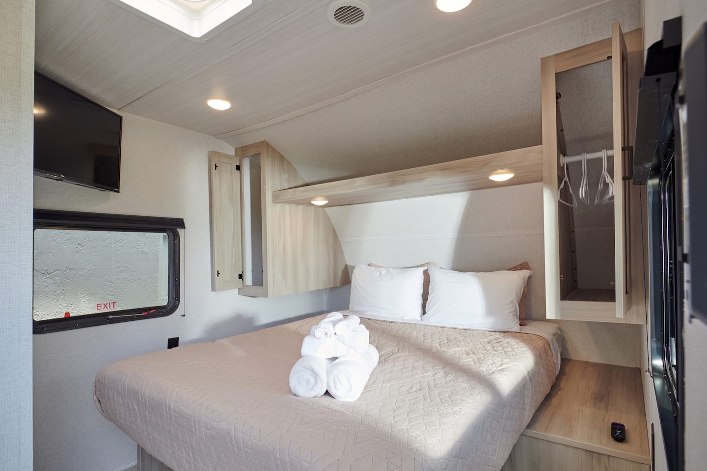Main Photo