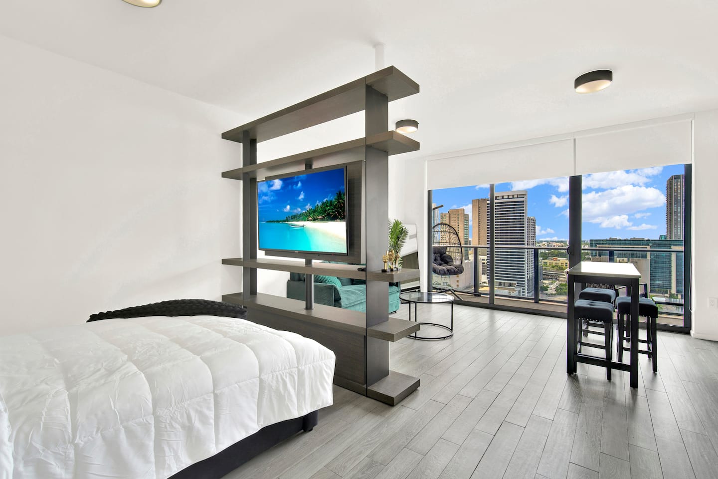 Photo 8