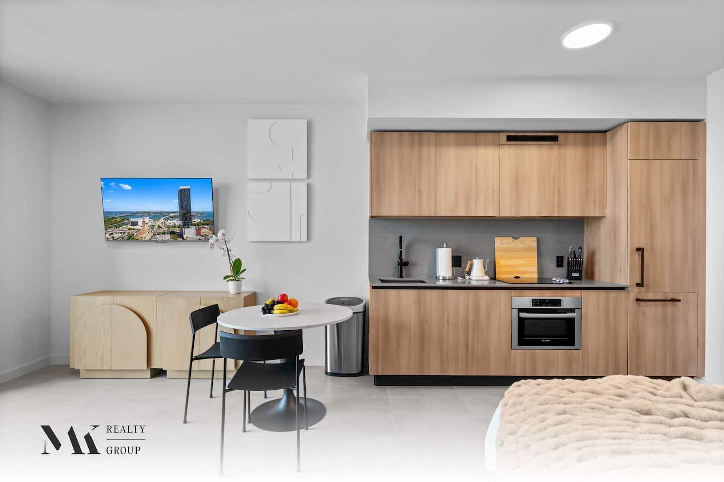 Main Photo