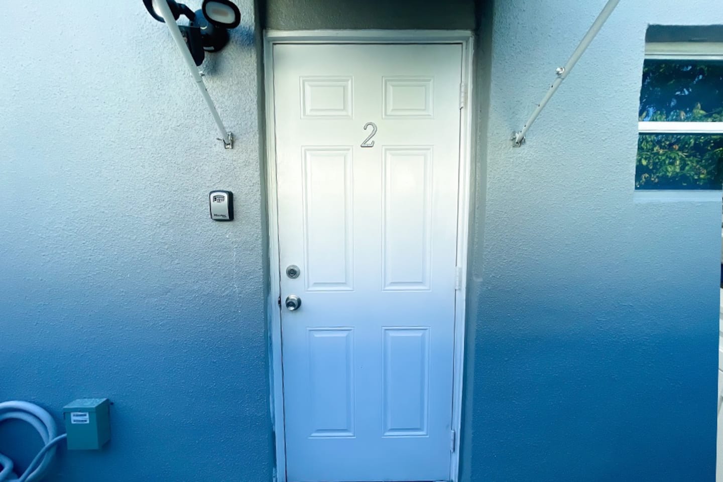 Photo 8