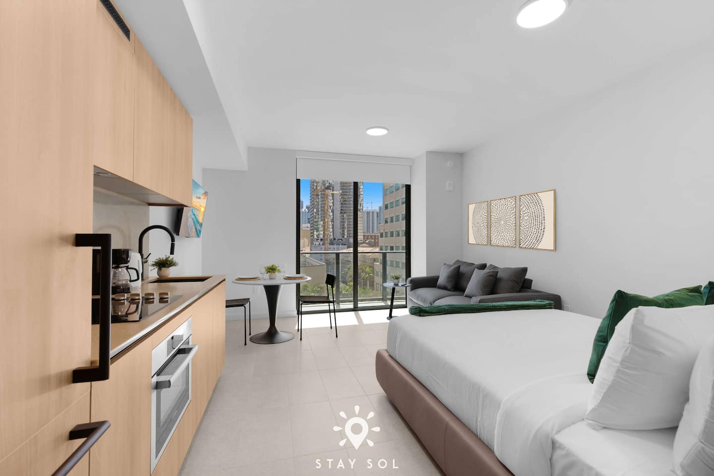 Photo 3