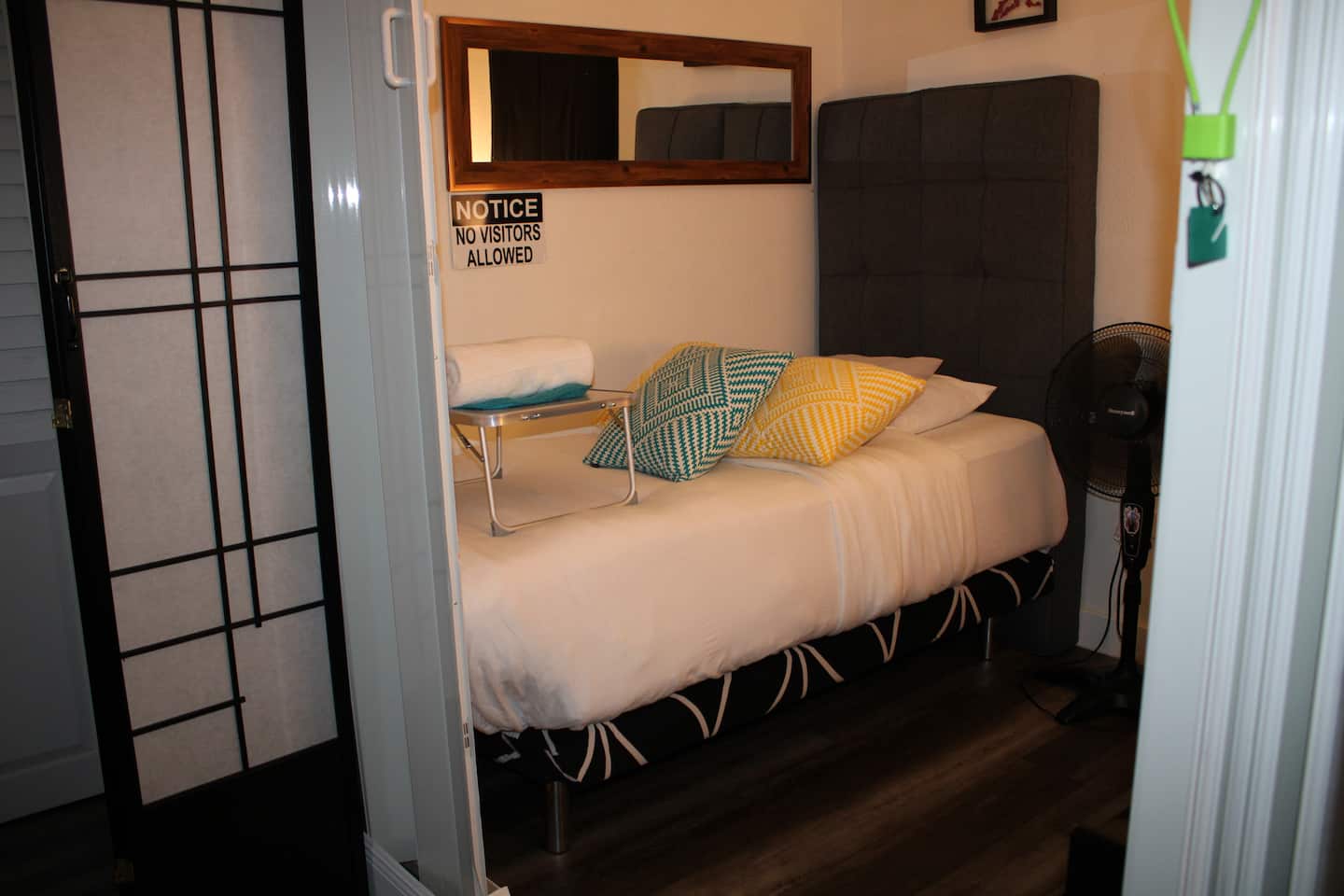 Photo 12