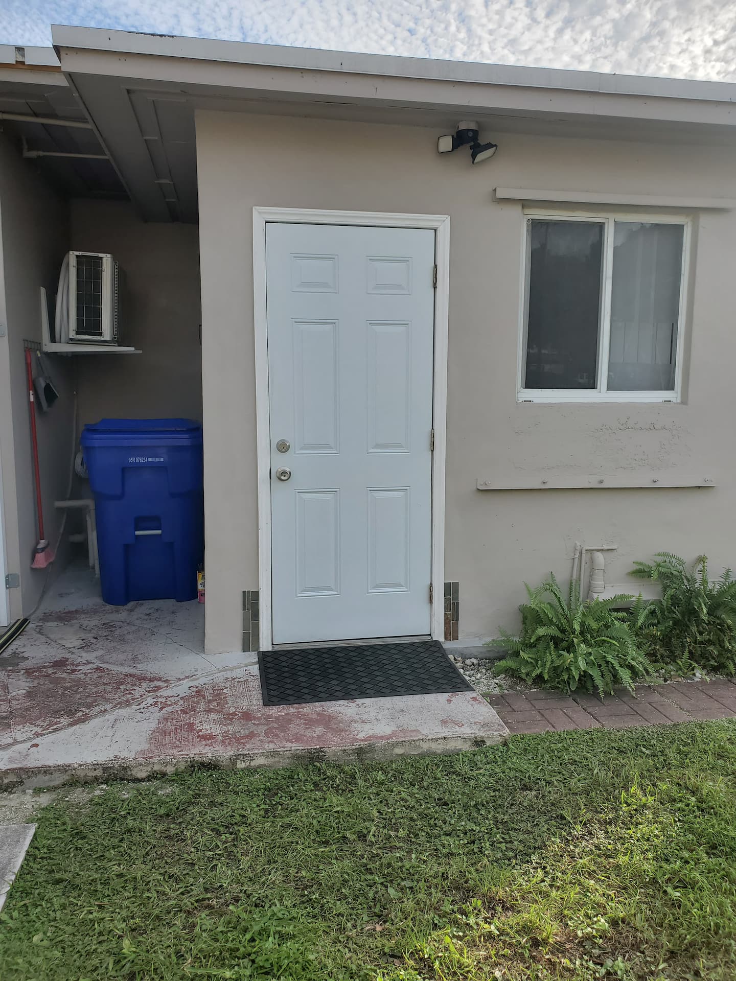 Photo 37