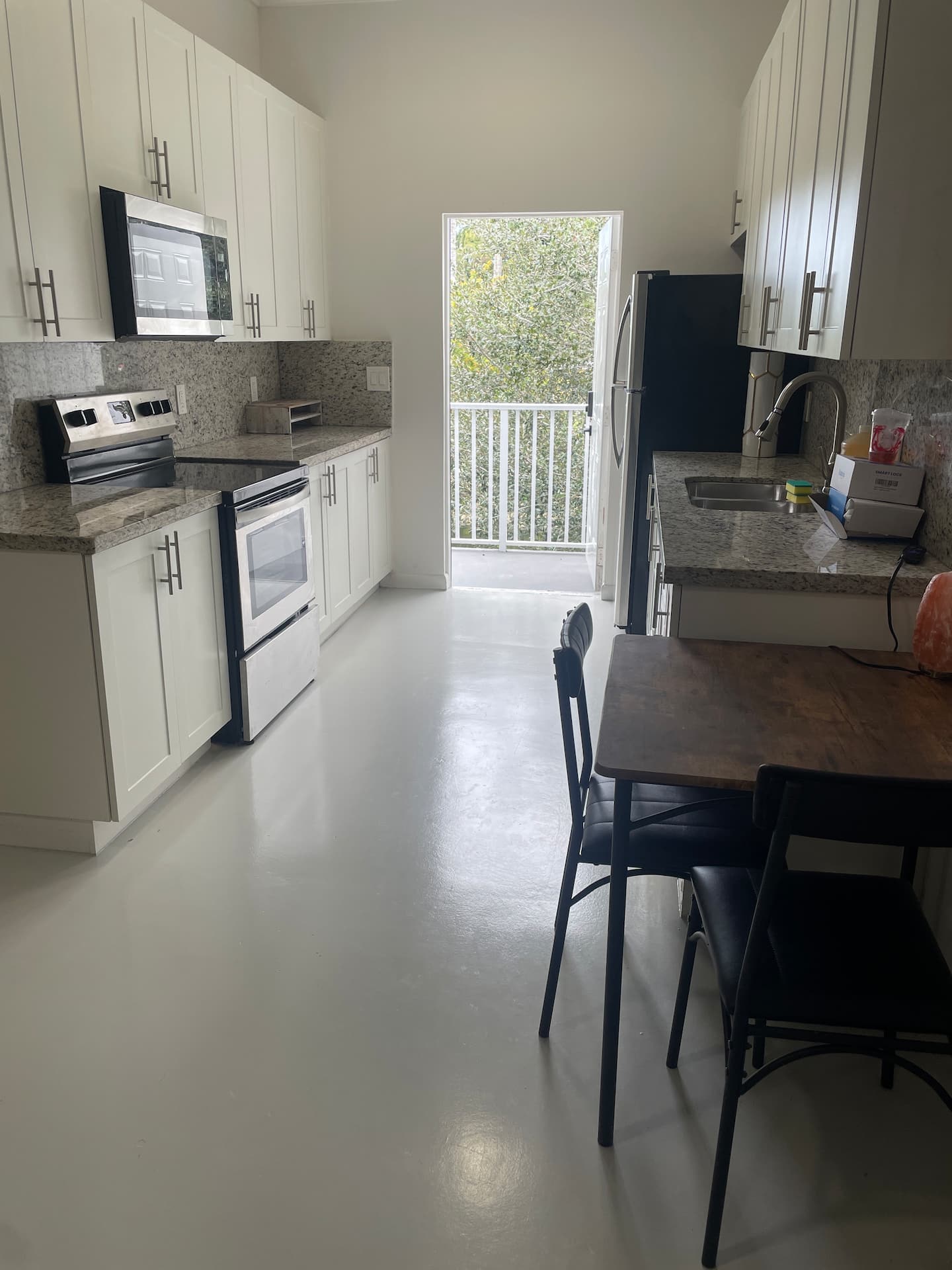 Photo 18