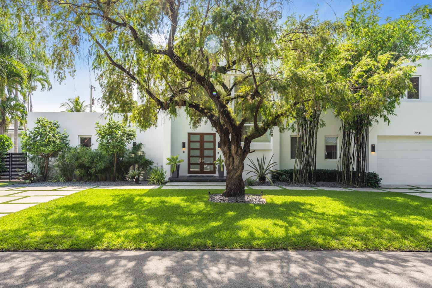 Photo 105