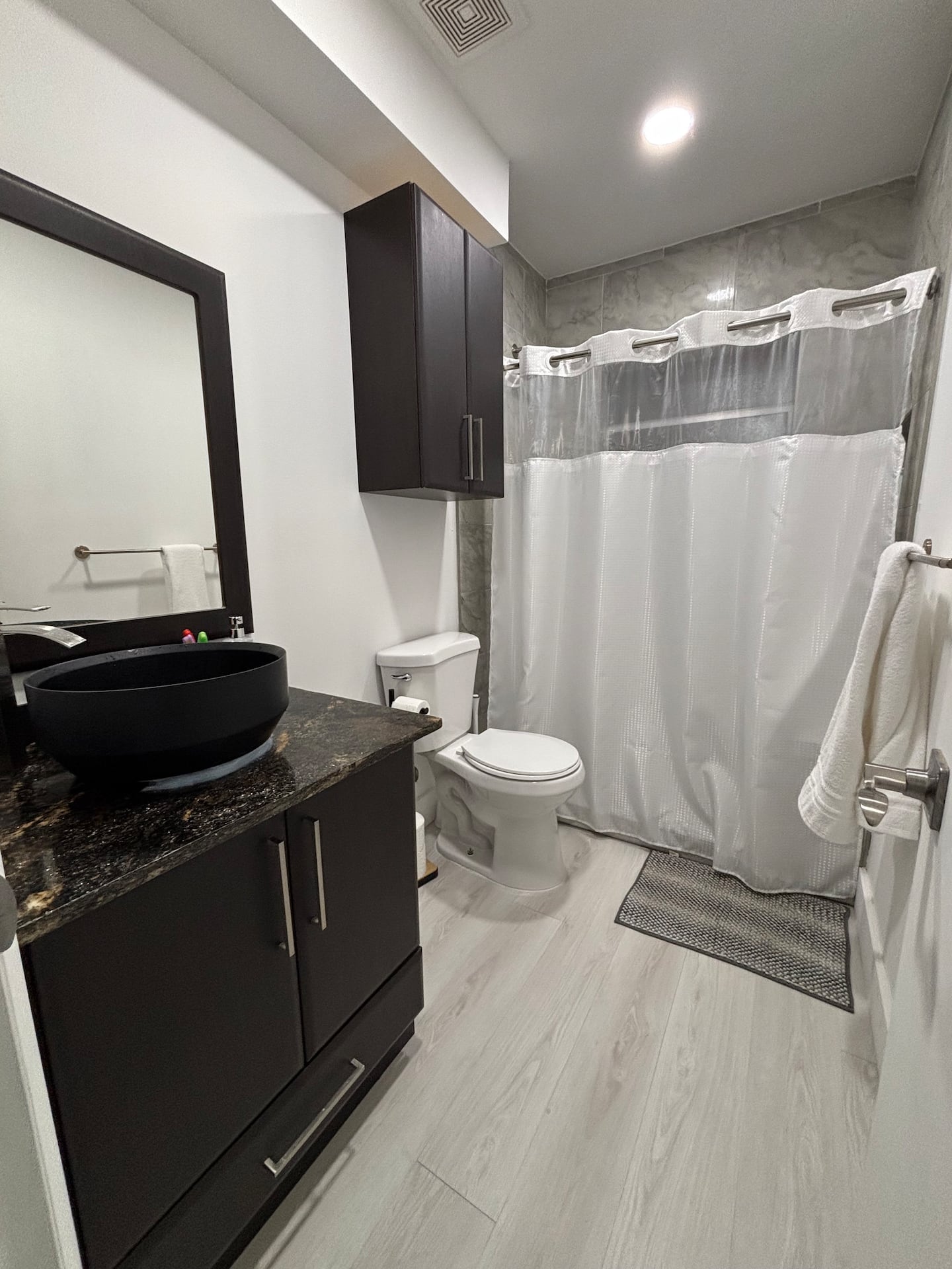 Main Photo