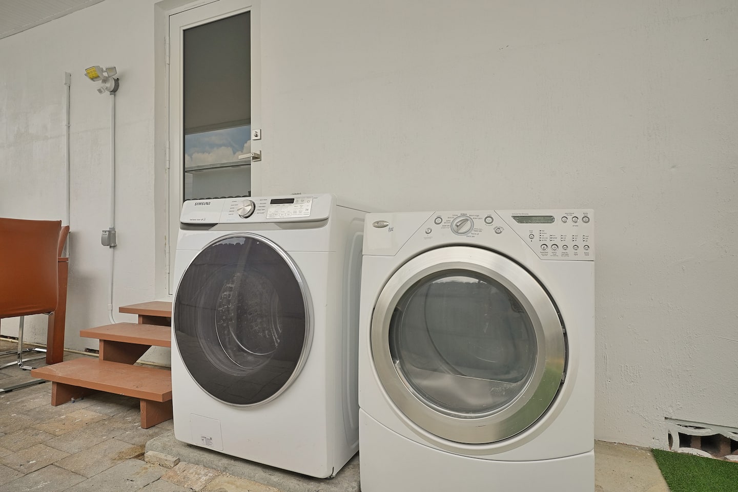 Photo 19