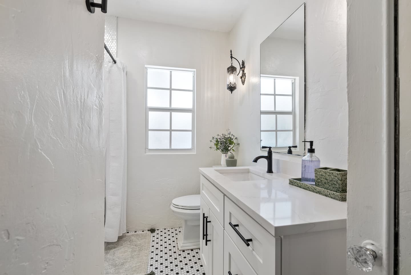 Photo 98