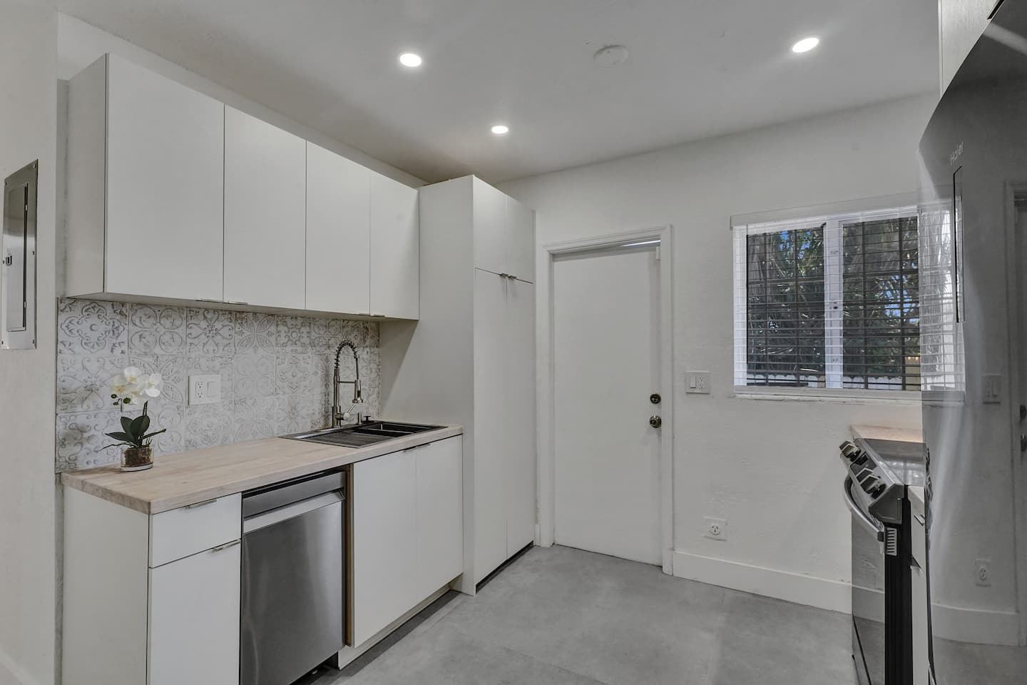 Photo 44