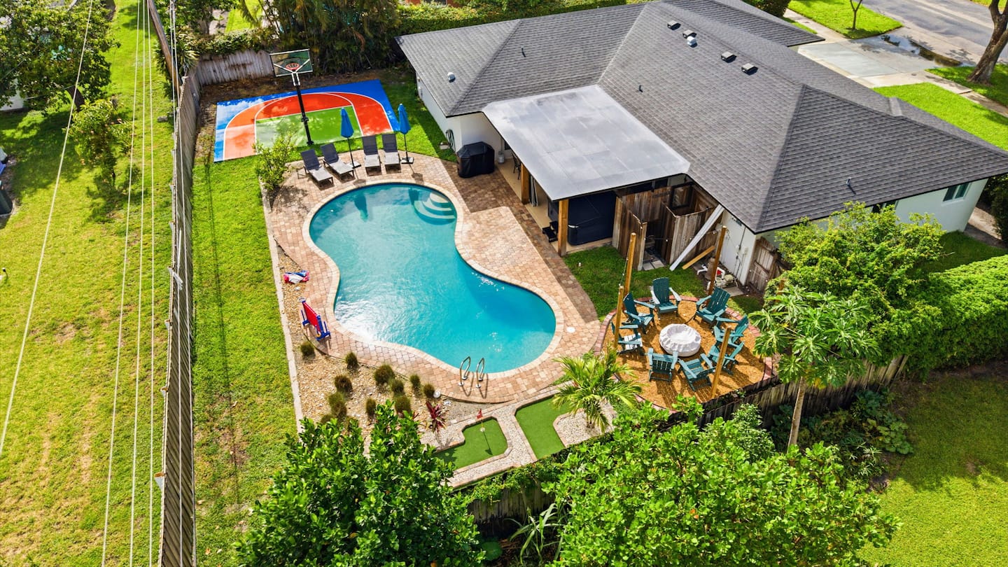 Main Photo