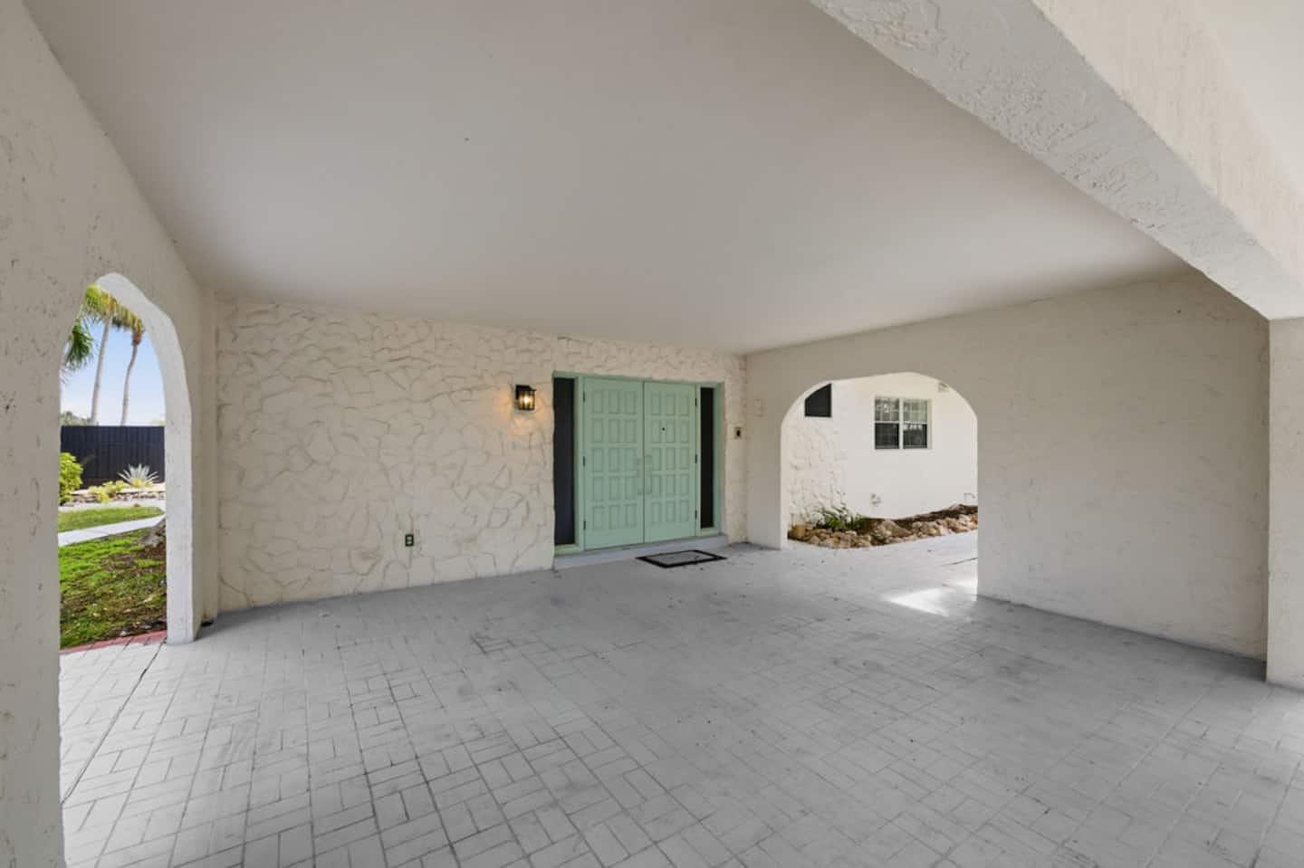 Photo 328