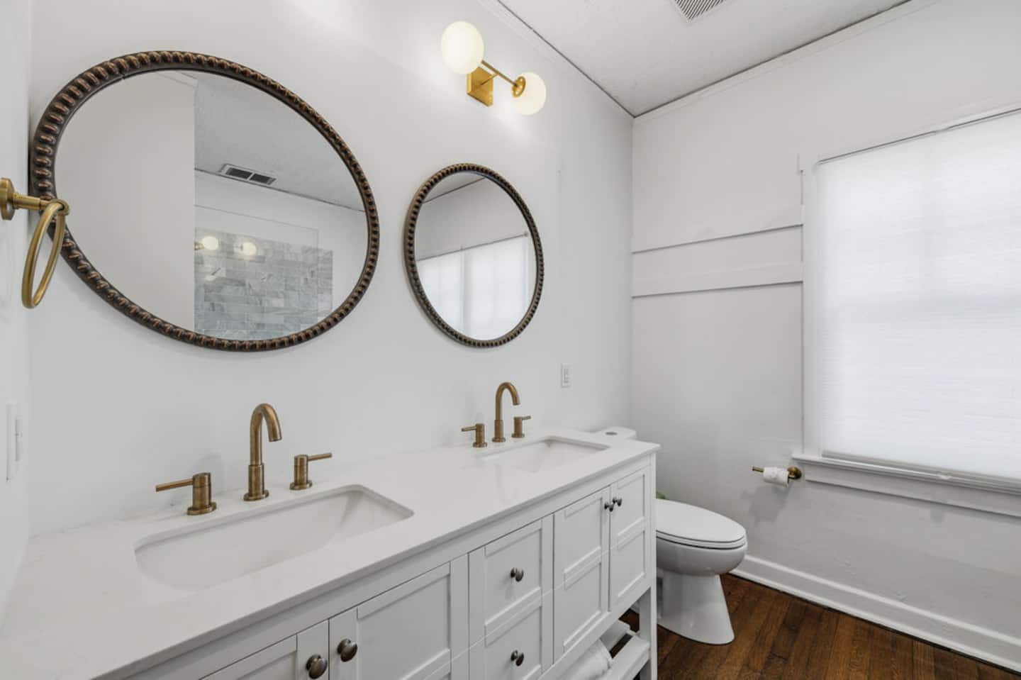 Photo 215